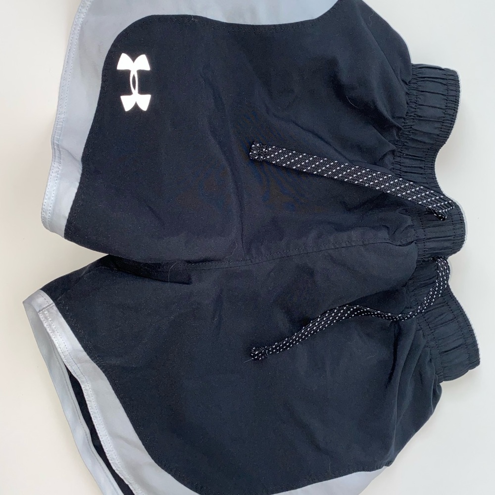 Girls under armor shorts
